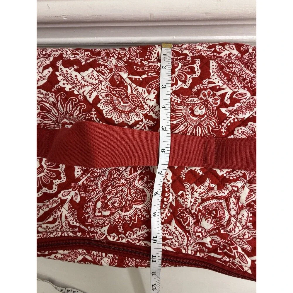 Vera Bradley Red White Quilted Travel Cosmetic Organizer Case Floral Bag
